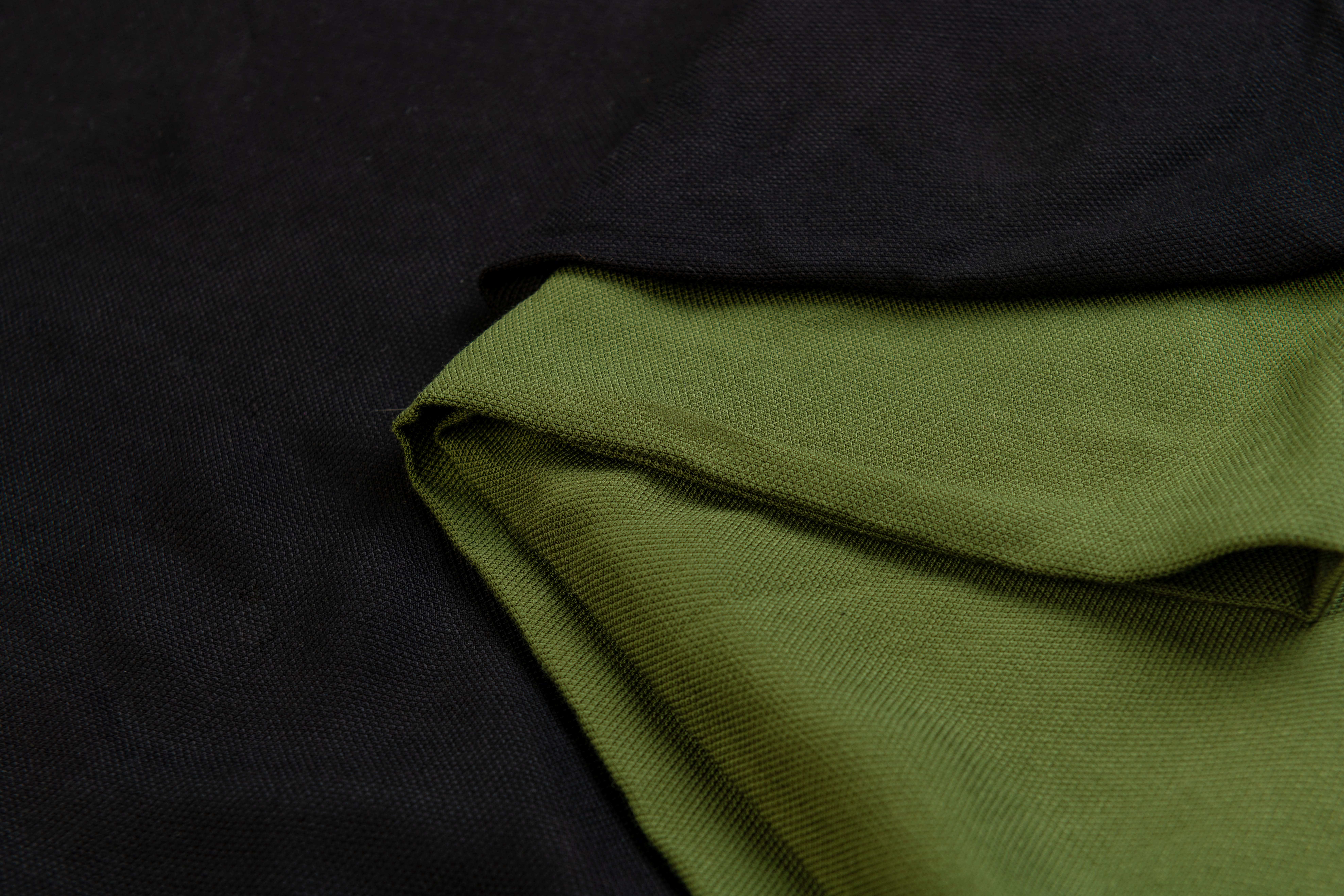 <b>染色面料 Dyed Fabric</b>